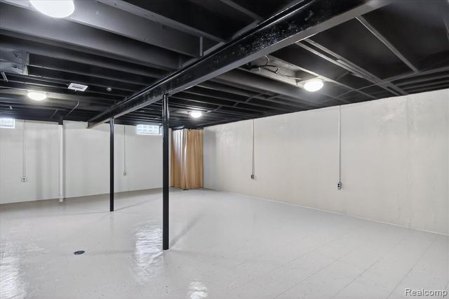 13311 Boca Grande Drive, Sterling Heights, MI 48312