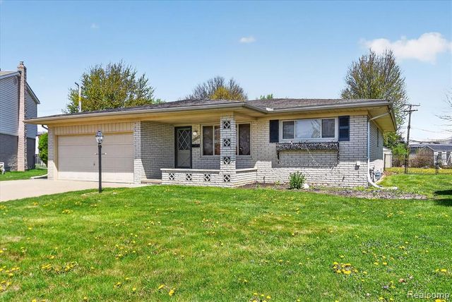 13311 Boca Grande Drive, Sterling Heights, MI 48312