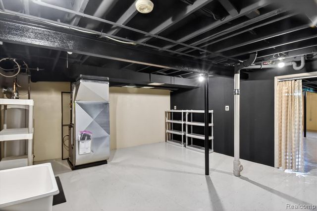 13311 Boca Grande Drive, Sterling Heights, MI 48312