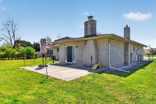 13311 Boca Grande Drive, Sterling Heights, MI 48312