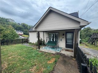 2634 Homestead Duquesne Road, West Mifflin, PA 15122