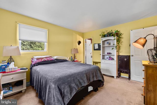 934 DALLAS DR, York, PA 17406