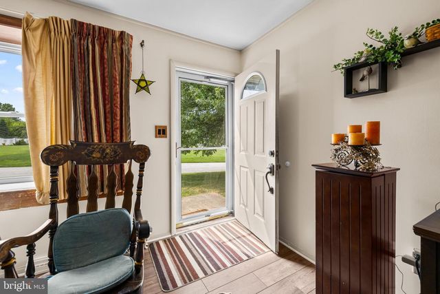 934 DALLAS DR, York, PA 17406