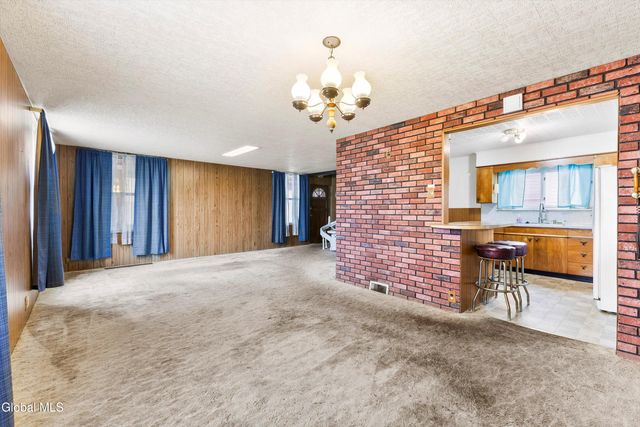 337 Perry Street, Schenectady, NY 12306