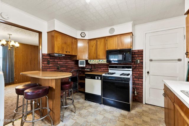 337 Perry Street, Schenectady, NY 12306