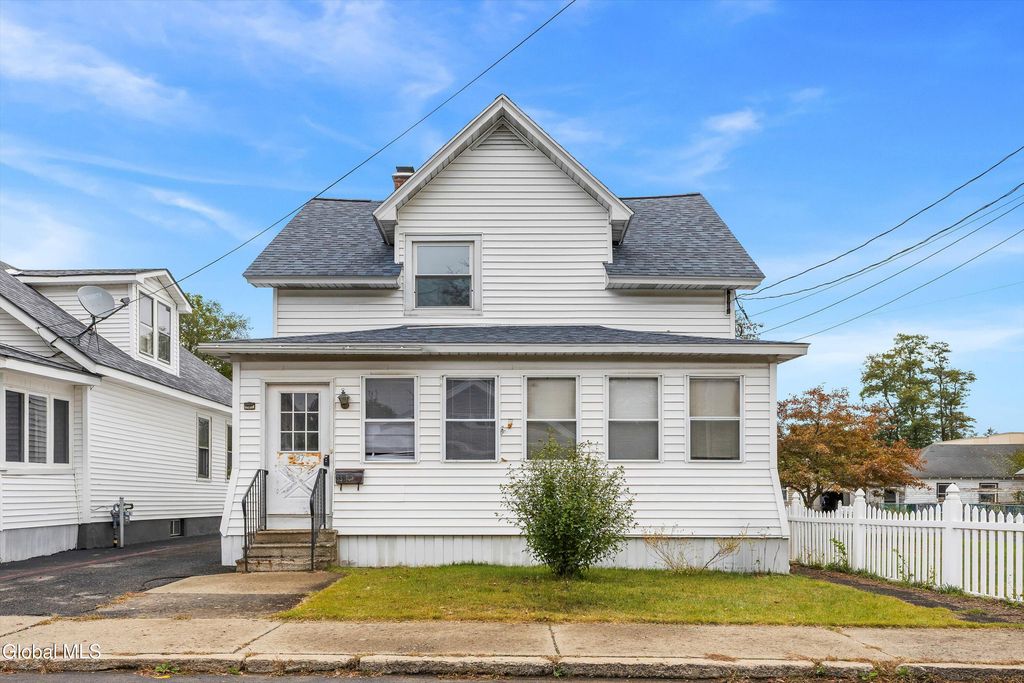 337 Perry Street, Schenectady, NY 12306