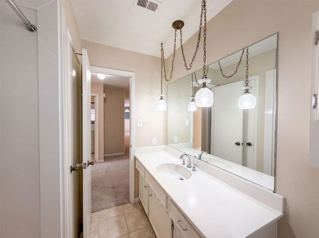 11819 Amblewood Drive, Meadows Place, TX 77477