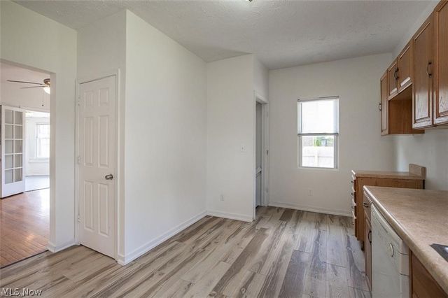 15009 Miles Avenue, Cleveland, OH 44128