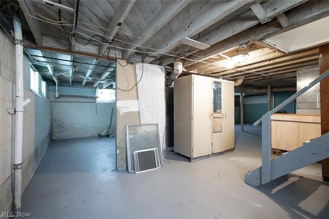 15009 Miles Avenue, Cleveland, OH 44128