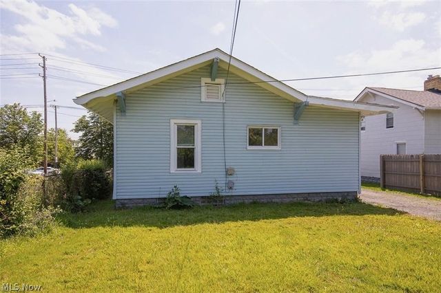 15009 Miles Avenue, Cleveland, OH 44128