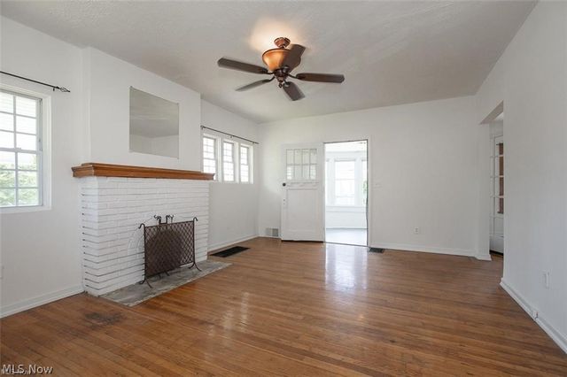 15009 Miles Avenue, Cleveland, OH 44128