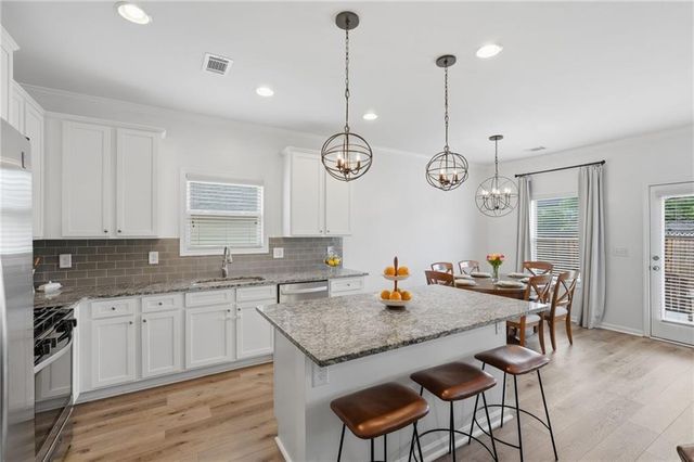 4631 Summer View Drive, Gainesville, GA 30504