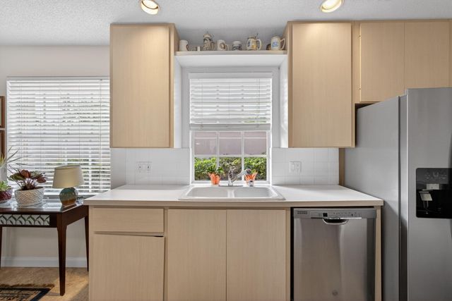 4238 Royal Oak Drive, Palm Beach Gardens, FL 33410