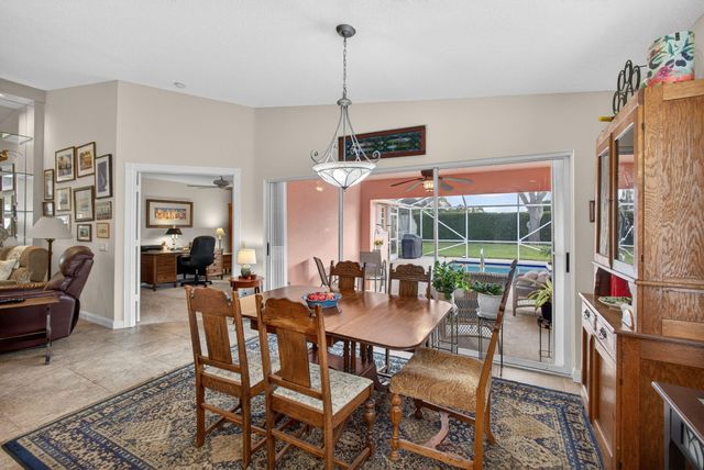 4238 Royal Oak Drive, Palm Beach Gardens, FL 33410