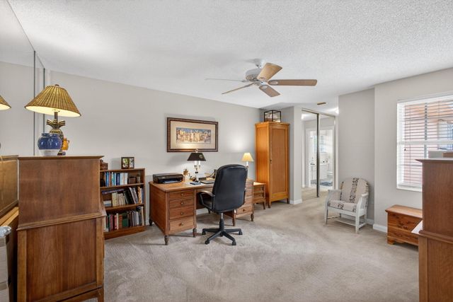 4238 Royal Oak Drive, Palm Beach Gardens, FL 33410