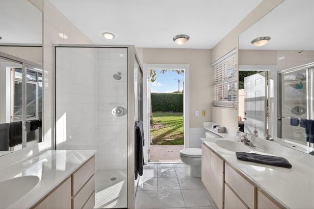 4238 Royal Oak Drive, Palm Beach Gardens, FL 33410