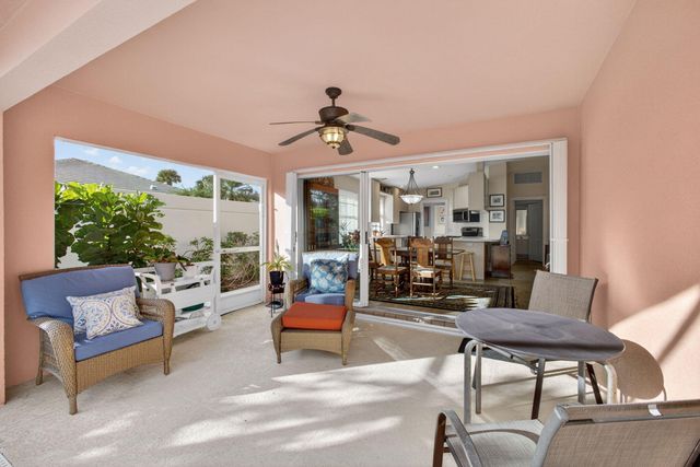 4238 Royal Oak Drive, Palm Beach Gardens, FL 33410