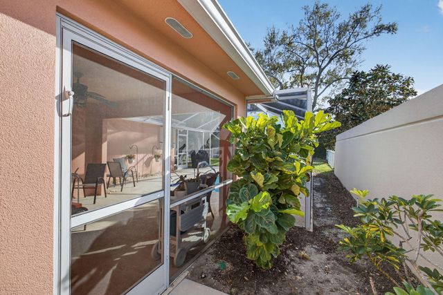 4238 Royal Oak Drive, Palm Beach Gardens, FL 33410