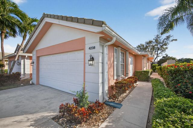 4238 Royal Oak Drive, Palm Beach Gardens, FL 33410