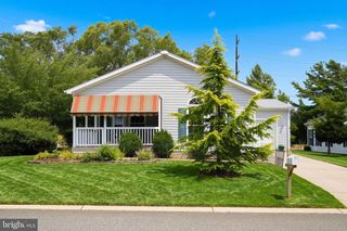 60 FORT LEE DRIVE, Manahawkin, NJ 08050