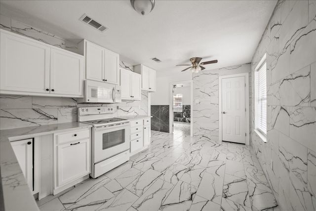 5507 Alexander Street, Sachse, TX 75048