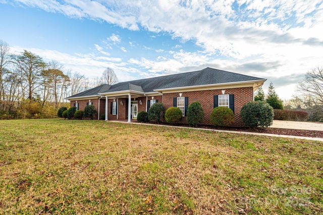 5567 Reid Road, Granite Falls, NC 28630
