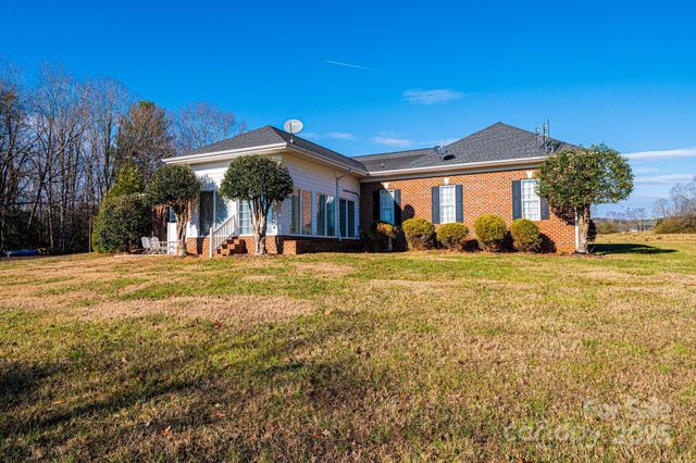 5567 Reid Road, Granite Falls, NC 28630