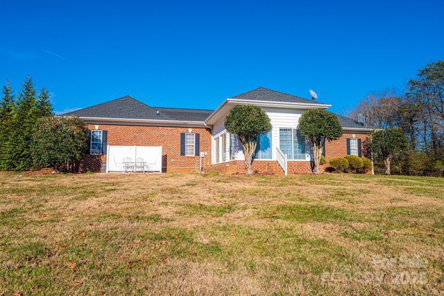 5567 Reid Road, Granite Falls, NC 28630