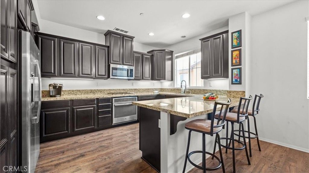 Image 13 of property listing at 8056 Cresta Bella Road, Rancho Cucamonga, CA 91730