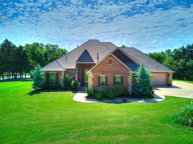 5627 Cimarron Manor, Guthrie, OK 73044