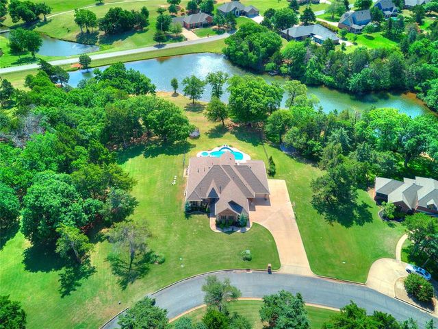 5627 Cimarron Manor, Guthrie, OK 73044
