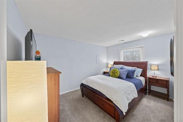 2239 Melholland Road, Lawrence, KS 66047