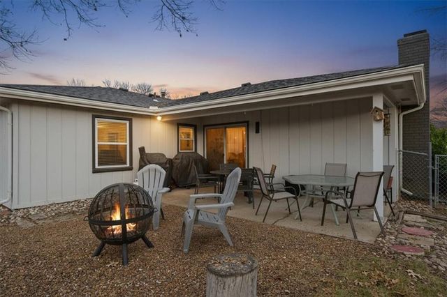 2239 Melholland Road, Lawrence, KS 66047