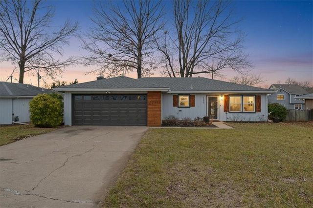 2239 Melholland Road, Lawrence, KS 66047