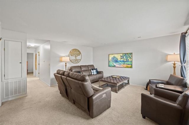 2239 Melholland Road, Lawrence, KS 66047