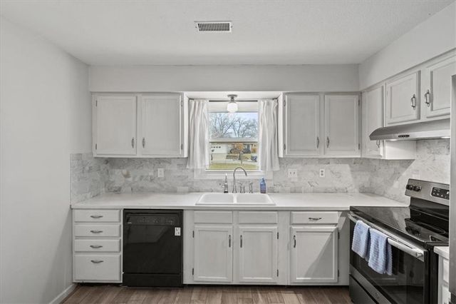 2239 Melholland Road, Lawrence, KS 66047