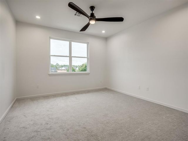 400 Old Farm Road, Edmond, OK 73034