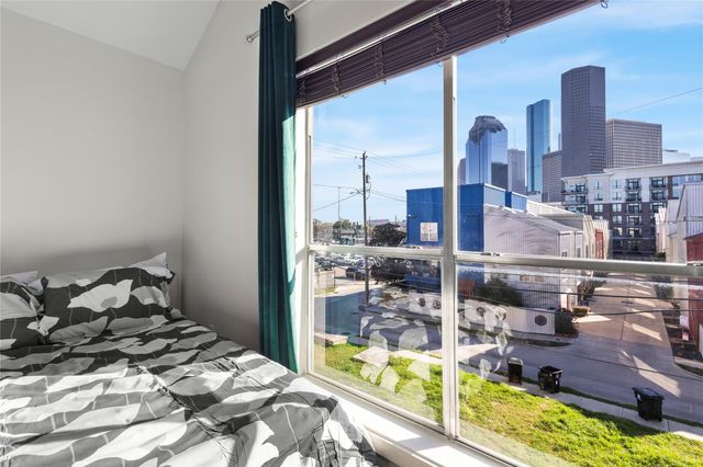905 Saulnier Street, Houston, TX 77019