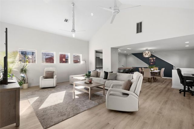 905 Saulnier Street, Houston, TX 77019