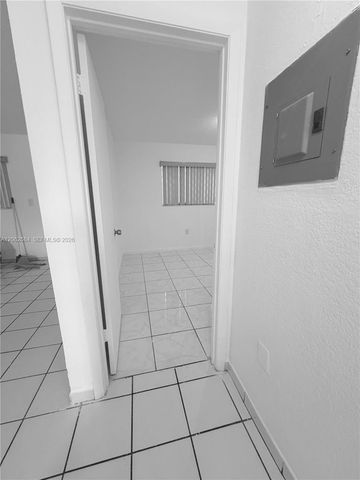 6278 W 22nd Ct 20, Hialeah, FL 33016
