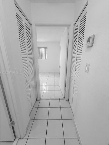 6278 W 22nd Ct 20, Hialeah, FL 33016