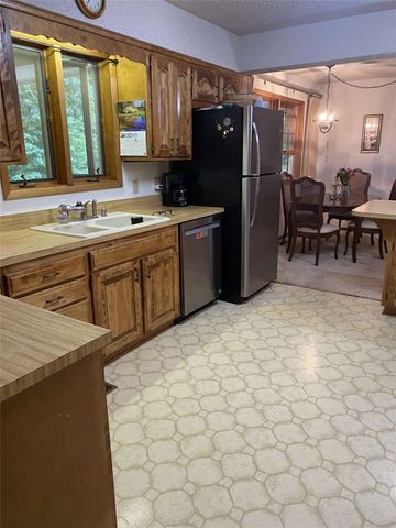 33 Churchill Drive, Bella Vista, AR 72715