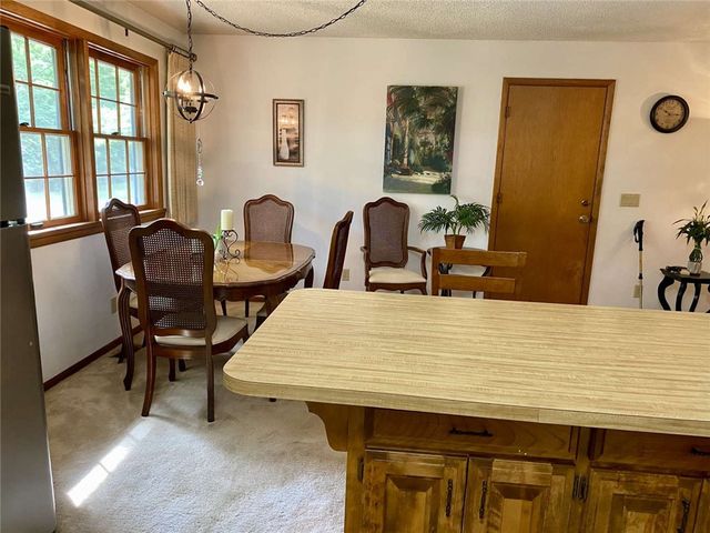 33 Churchill Drive, Bella Vista, AR 72715