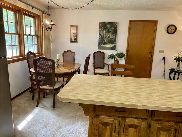 33 Churchill Drive, Bella Vista, AR 72715