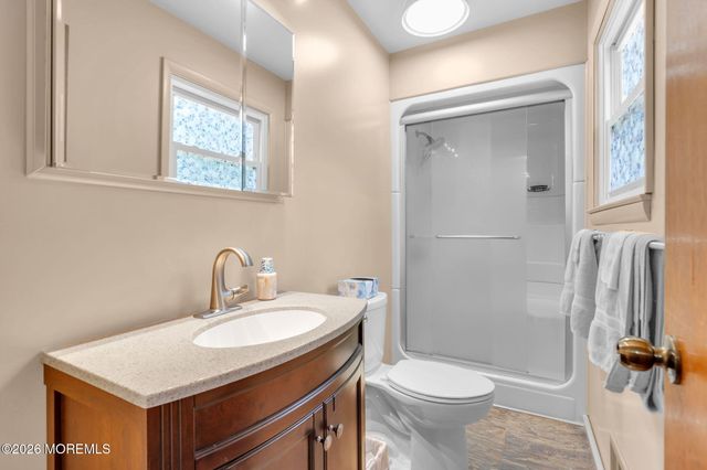 73 Newbury Road, Howell, NJ 07731