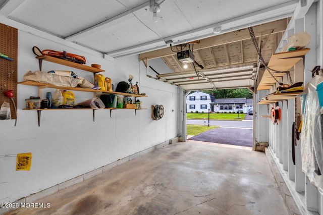 73 Newbury Road, Howell, NJ 07731