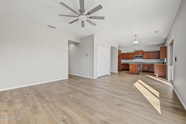 41576 N PALM SPRINGS Trail, San Tan Valley, AZ 85140