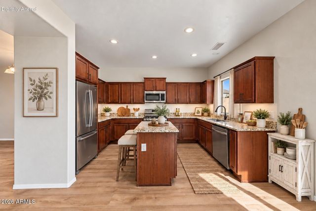 41576 N PALM SPRINGS Trail, San Tan Valley, AZ 85140