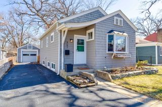 367 N Lake Street, Grayslake, IL 60030