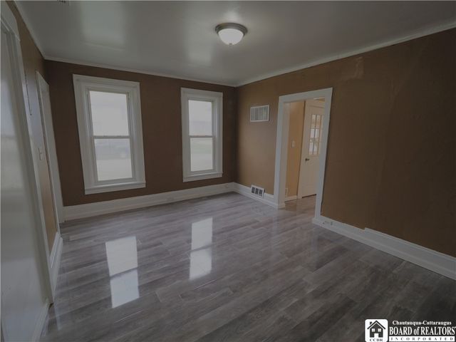 83 West 2nd Street, Dunkirk, NY 14048